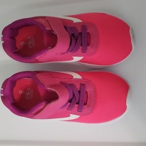 Lightweight barely worn sneakers,sz9 pink and purple
